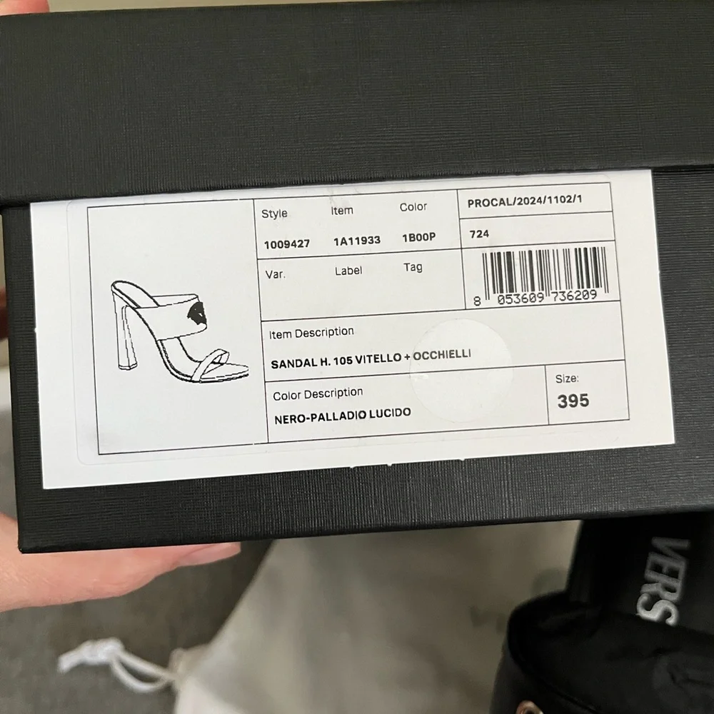 NIB Versace heels 👠 - Picture 7 of 8